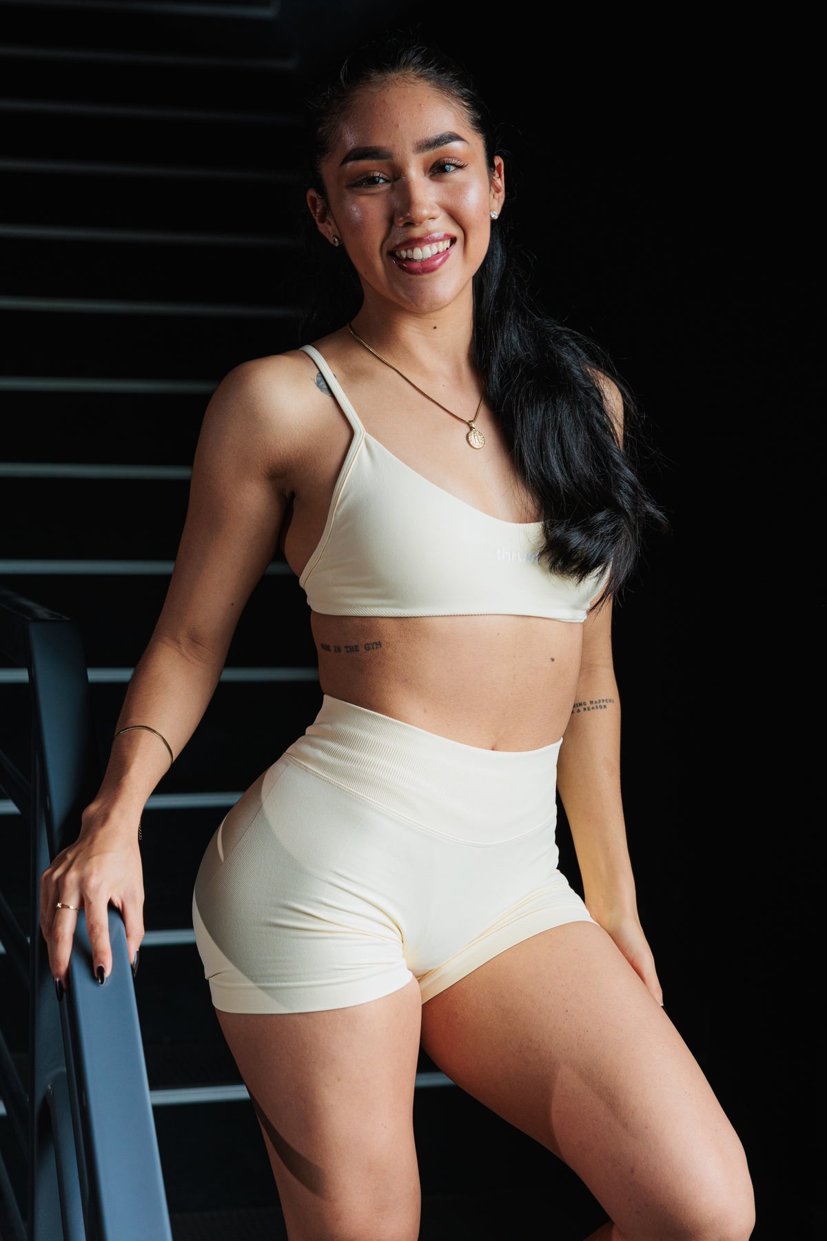 SCOOP BRA CON TIRAS - MANTEQUILLA